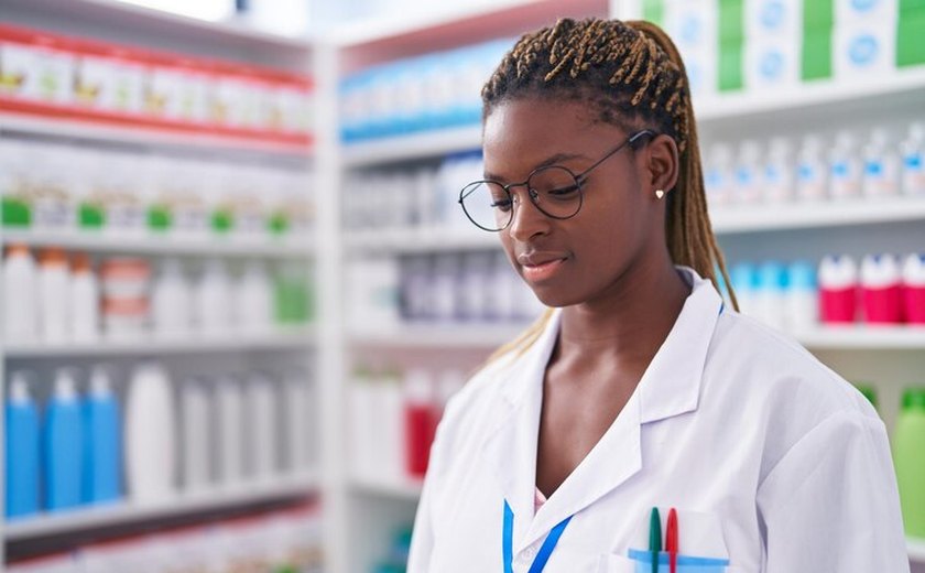 Dia do Farmacêutico: graduação prepara estudante para o mercado de trabalho