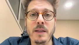 Acidentes antes de show de Fábio Porchat deixa feridos na plateia e causa cancelamento de apresentações