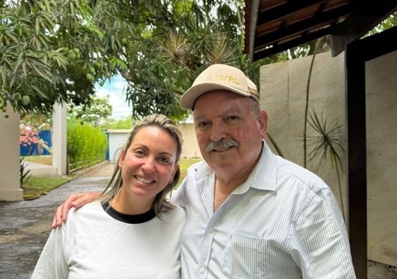 Thais Canuto renova alianças e confirma pré-candidatura à Câmara Federal