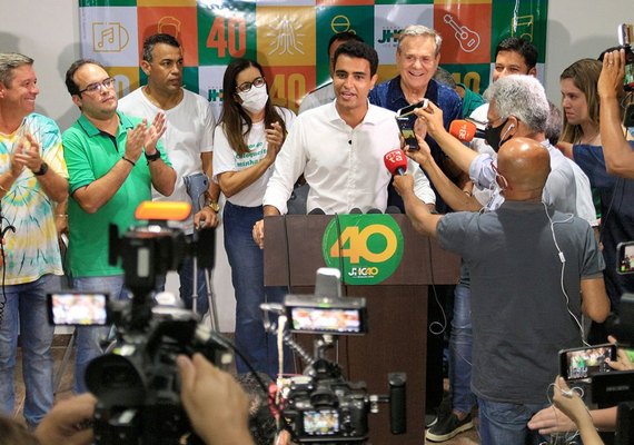 JHC é eleito prefeito de Maceió com 58,64% dos votos válidos