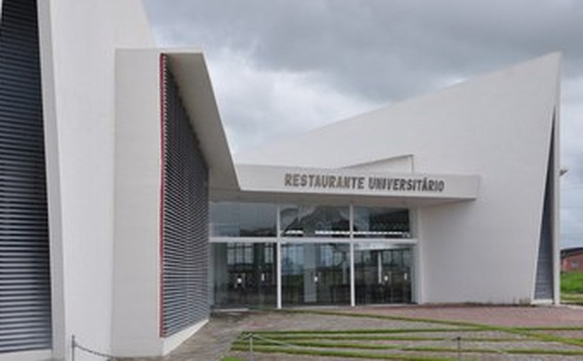 Vídeo: Reitor da Ufal  anuncia fechamento de Restaurante Universitário por falta de recursos