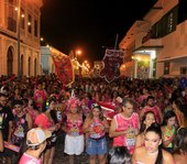 Jaraguá Folia atrai milhares de pessoas