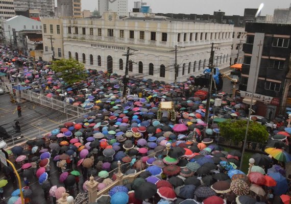 Arcebispo preside Missa Solene de Corpus Christi na Catedral Metropolitana