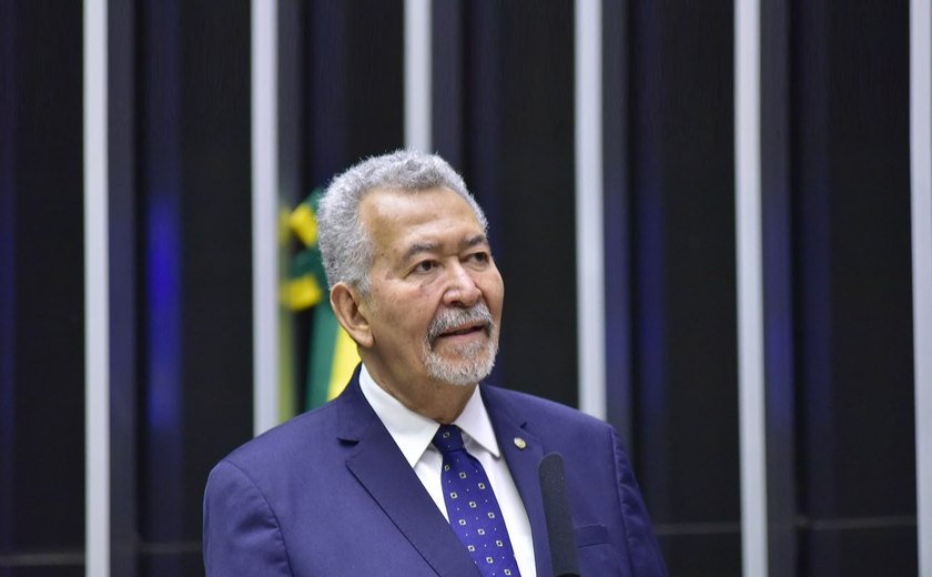Mesa Diretora da Câmara restabelece mandato do deputado federal Paulão