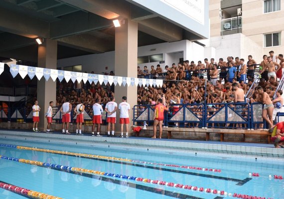 Natação monitorada aprimora desempenho do atleta