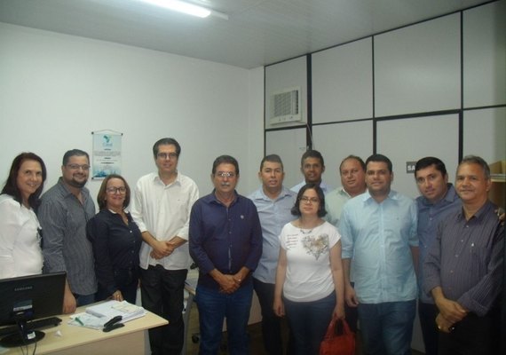 Vereadores fazem visita surpresa ao escritório da Casal em Arapiraca
