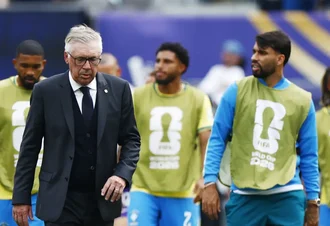 Ancelotti lamenta eliminação e já projeta novo ciclo: