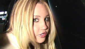 Após 4 anos longe dos holofotes, Amanda Bynes fala sobre fama e drogas