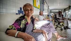 Tema da redação do Enem ajuda a debater etarismo, dizem professores