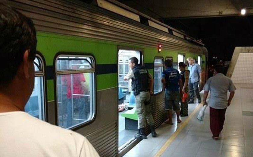 Suspeito é baleado e morre em metrô durante tentativa de assalto no Recife