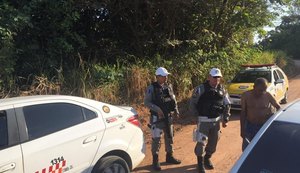 Taxista fica apenas com roupas íntimas após táxi ser levado e BPRv encontra o veículo