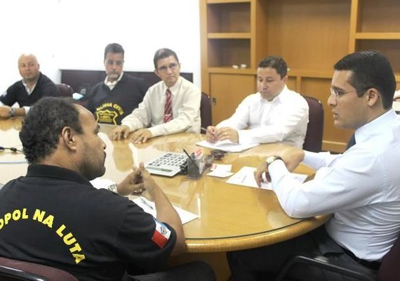 Governo de Alagoas diz que aumento pleiteado pelo Sindpol é ‘fora da realidade’