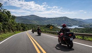 Férias de julho: planejamento e revisão da moto ajudam a reduzir riscos nas viagens