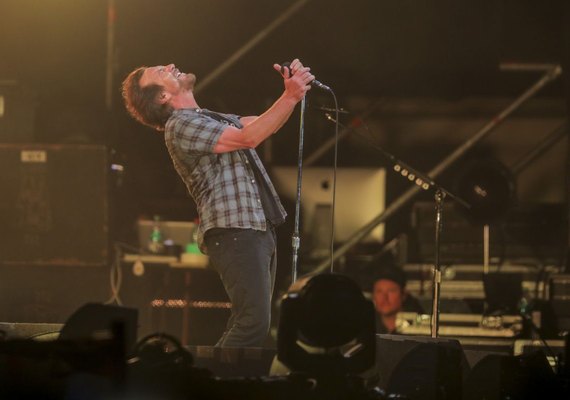 Pearl Jam faz show com 24 músicas no Lollapalooza do Chile