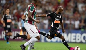 Corinthians elimina Fluminense com empate e avança à semifinal