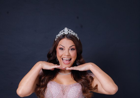 Bruna Louise apresenta show comemorativo de 15 anos em Maceió e Arapiraca