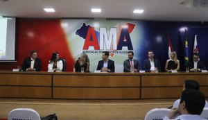 Especialistas em eleição apresentam cenário para 2024 na AMA