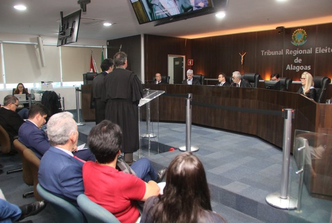 Catunda é condenado e mandato de Paulão fica em risco