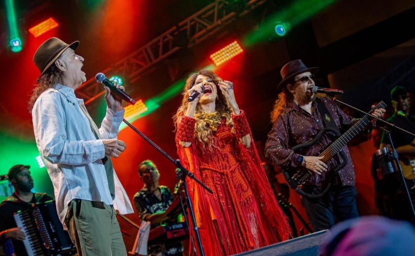 Show 'Grande Encontro' emociona público durante Verão Massayó