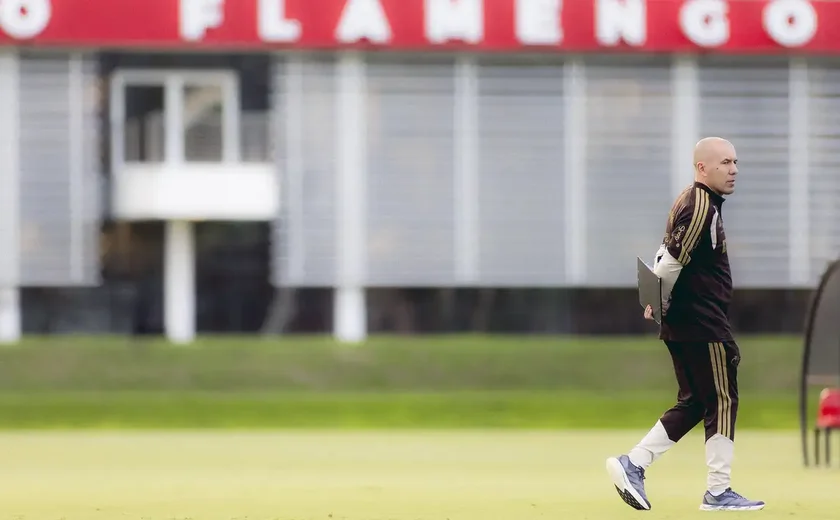 Técnico Leonardo Jardim é anunciado e já treina elenco do Flamengo