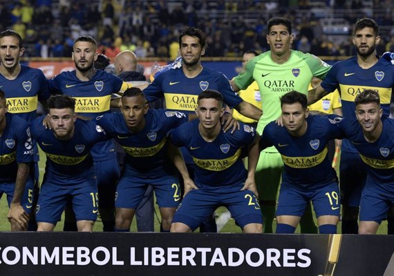 Boca Juniors vence Furacão de virada na Bombonera