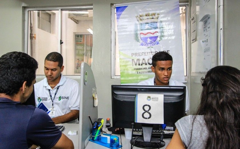 Sine da prefeitura de Maceió suspende emissão de carteira de trabalho
