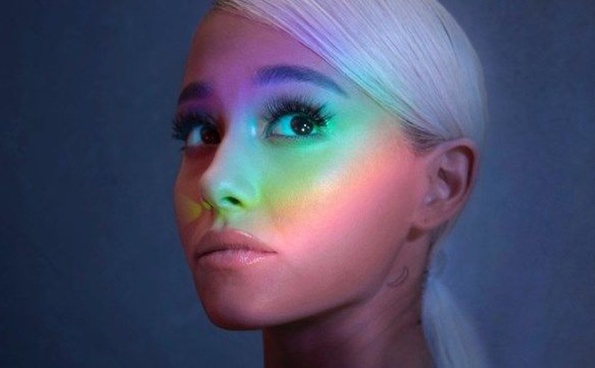 Ariana Grande é eleita Mulher do Ano pela Billboard