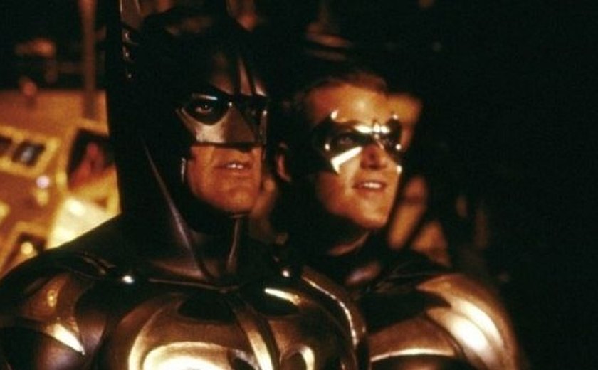 Diretor pede desculpas por ter feito 'Batman &amp; Robin' vinte anos depois