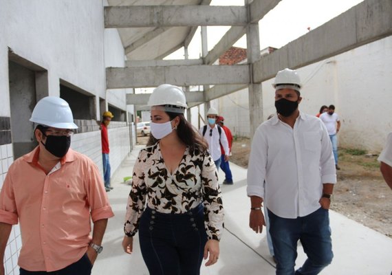 Prefeitura acelera obras no Estádio Coaracy da Mata, em Arapiraca