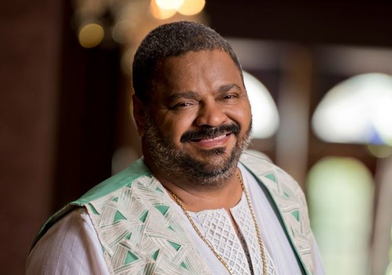 Cantor Arlindo Cruz sai do coma induzido e médicos deixam de dar sedativos