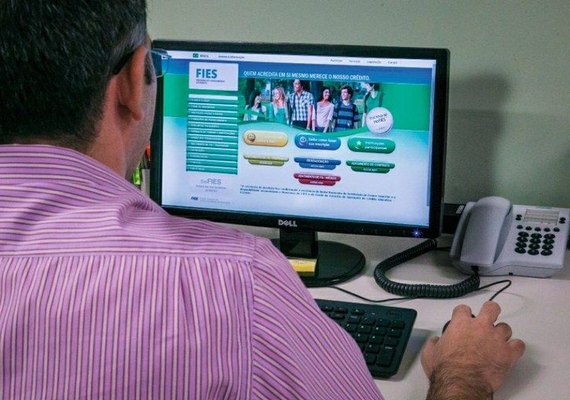 Estudantes têm até quinta-feira para renovar contratos do Fies