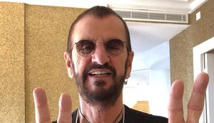 Baterista Ringo Starr processa empresa por usar nome dele em acessório sexual
