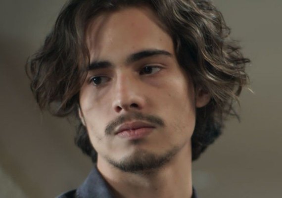 Novela 'Rock Story': Nicolau deixa a banda e indica Jaílson para substituí-lo