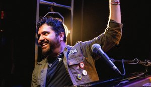 Após hiato de dez anos, banda alagoana 'Maqiavel' lança seu primeiro disco