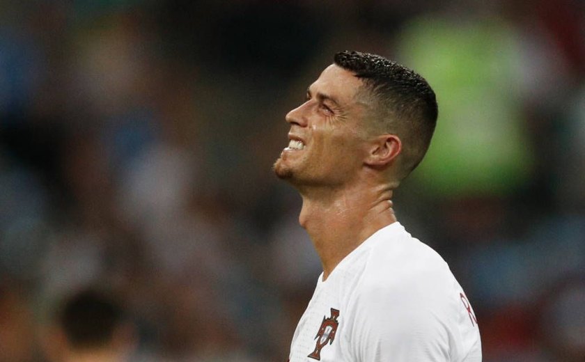 Cristiano Ronaldo adia decisão sobre continuidade na seleção portuguesa