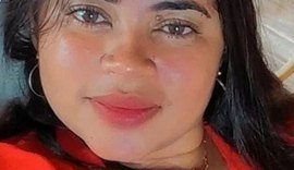 Falsa enfermeira corta cabelo de cadáver de manicure em Penedo