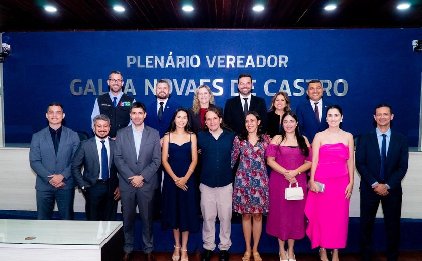 Câmara dá posse a mais nove servidores aprovados no concurso público de 2024