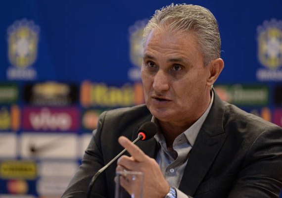 Tite chama Rodrigo Caio e aposta em Douglas Costa para a Seleção