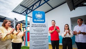 Governo de AL entrega escola, pavimentação de ruas e nova sala do Saúde Até Você Digital em Carneiros