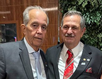 Celyrio Adamastor prestigia posse de Fernando Cerqueira como presidente do TRE/PE