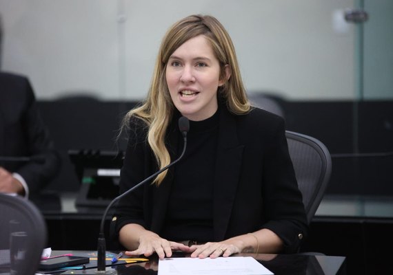 Deputada alerta para julgamento no TJ/AL que pode prejudicar 158 alunos da Uncisal