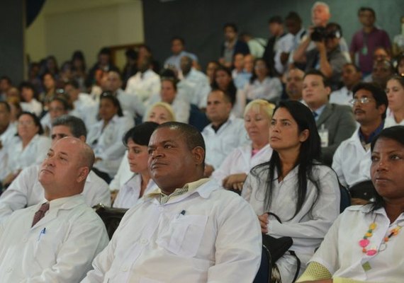 EUA elogiam postura de Bolsonaro na questão do Mais Médicos