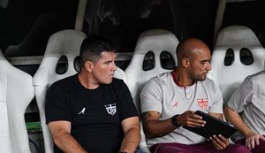 'Precisamos ser resilientes', diz Barroca após derrota do CRB para o Fortaleza