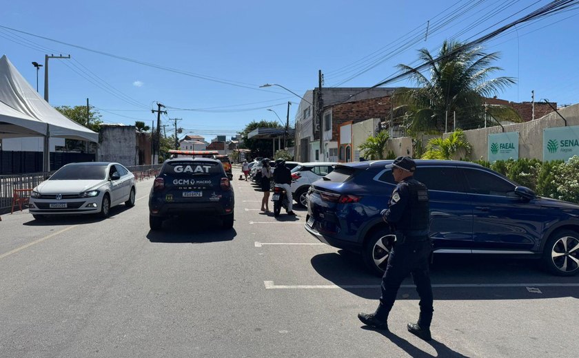 Operação combate ocupação irregular e flanelinhas em Maceió