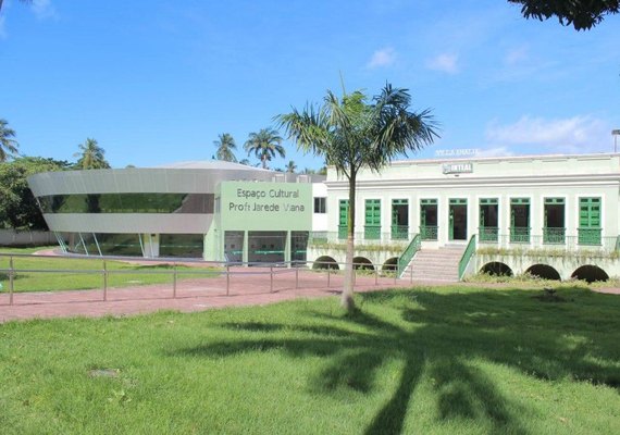 Assembleia Legislativa realiza audiência pública sobre o Fundeb na sede do Sinteal