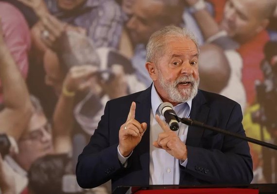 Lula defende frente ampla entre a esquerda e o centro