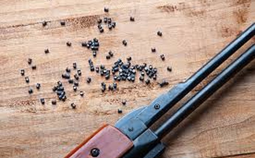 Homem é atingido com disparos de espingarda de chumbinho em Campo Grande