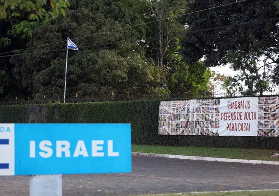 Israel fecha embaixada e consulado no Brasil após ataque ao Irã