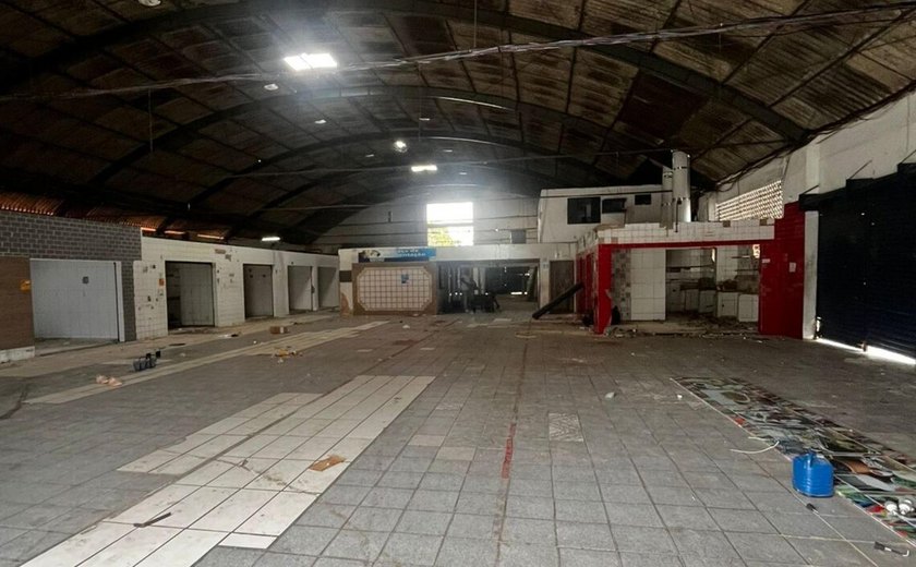Mercado de Jaraguá inicia requalificação após transferência de permissionários