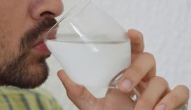 Médico do HGE orienta beber bastante água para prevenir infecções urinárias